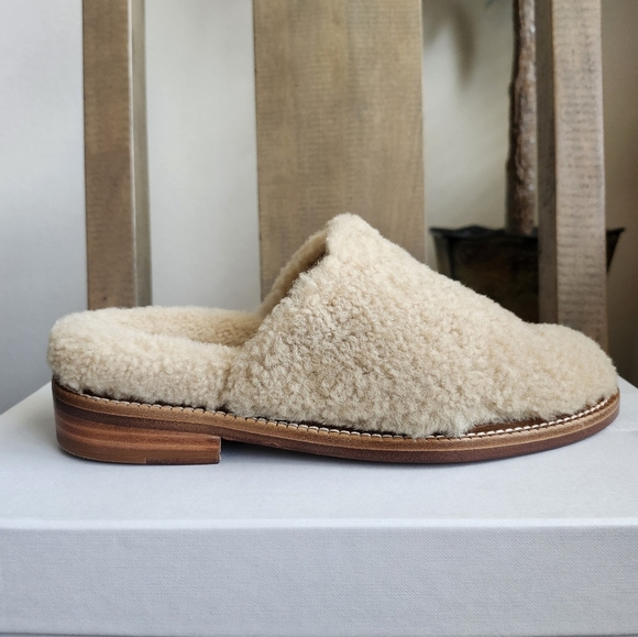 Robert Clergerie Shearling Mules Sz 6.5 - Picture 1 of 10